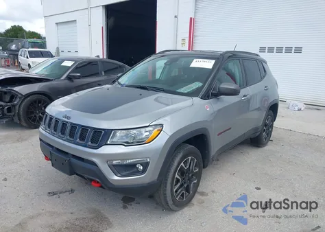 2021 Jeep Compass Trailhawk 4X4 from USA, damaged, VIN 3C4NJDDBXMT564947